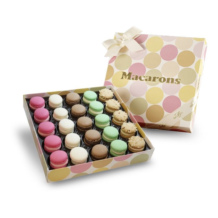 Macaron Box your personal selection