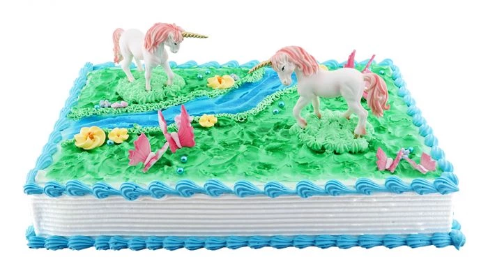 Unicorn Birthday Cake | bakehoney.com